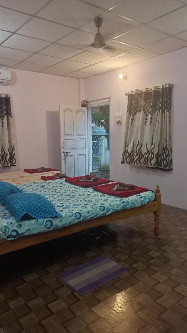 The Leisure Home Stay Shadipur Pokoj fotografie